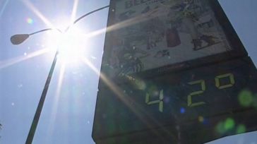 La llegada de una nueva ola de calor pone este martes en aviso a toda Castilla-La Mancha