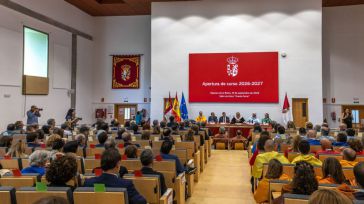 Page promete elevar más de un 30% la financiación de la UCLM, por encima de 1.300 millones hasta 2031, en un arranque de curso con récord de alumnos