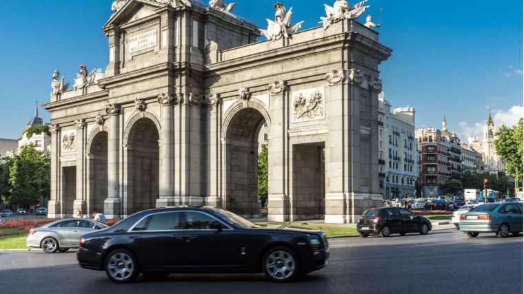 Las nuevas medidas de la DGT conllevarán multas de hasta 100 euros por viajar a Madrid