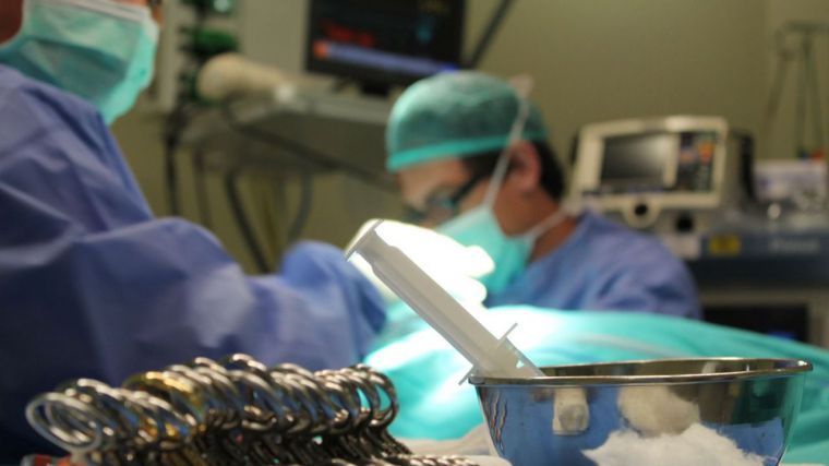 El milagro del Virgen de la Salud reduce la lista de espera quirúrgica en 3.222 pacientes