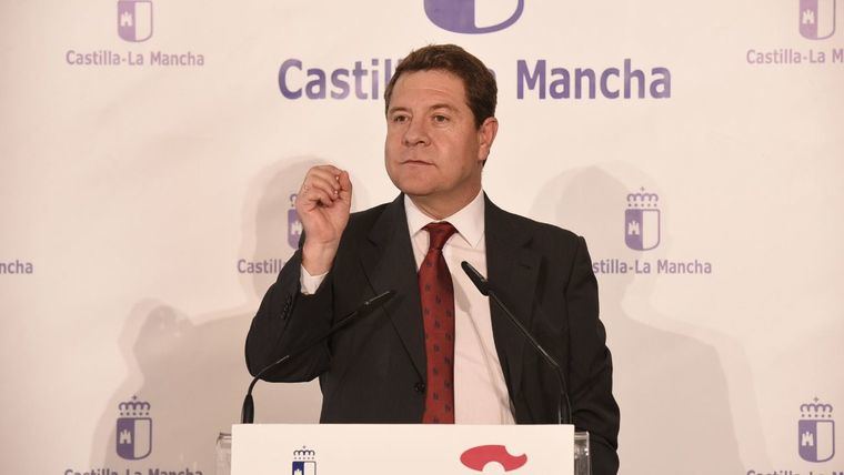 El presidente hace dejación de la defensa de Castilla-La Mancha y de una financiación justa