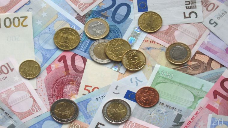 Las cuentas bancarias básicas no podrán tener un coste superior a los 3 euros mensuales
