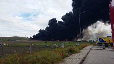 INCENDIO EN SESEÑA: AÑOS DE DEJADEZ DE LAS ADMINISTRACIONES, PONEN EN PELIGRO A MILES DE CIUDADANOS