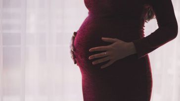 El 90,62% de las mujeres castellano-manchegas menores de treinta no tiene hijos