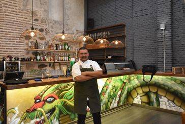 Javier Brichetto, chef y fundador de Musakaya, en el nuevo local.