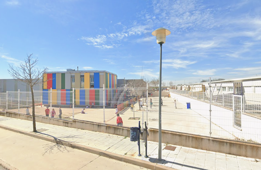 Alarma en Villanueva de la Torre: tres menores heridos por disparos de perdigones en el recreo de un colegio