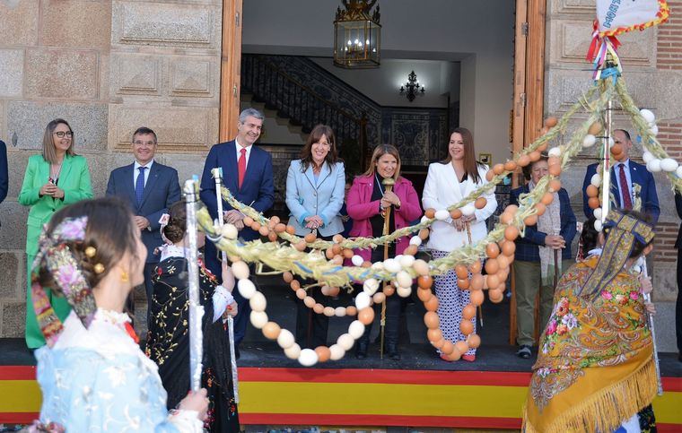 El presidente de la Diputación ofrece el apoyo de la institución a Talavera para que Las Mondas sean Fiesta de Interés Turístico Internacional
